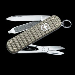 Victorinox Classic Precious Alox -Campfire Essentials Shop BMC 062214011Gdet2 40617.1648227153.1280.1280 22363.1648227475