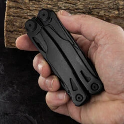Black Fox Multitool Black -Campfire Essentials Shop FOX BF 204 92157.1647342029.1280.1280 91866.1647342048