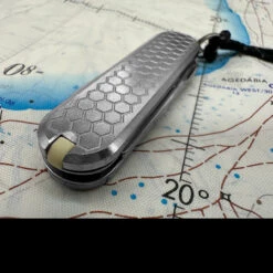 Maratac Victorinox Classic Scales Honeycomb -Campfire Essentials Shop MAR102.3 94627.1695998662.1280.1280 31910.1696333030