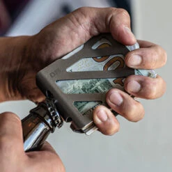 Dango MC01 Titanium Money Clip -Campfire Essentials Shop MC01det7 50500.1659538324.1280.1280 11591.1659538343