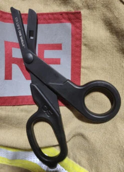 One Shear Pro -Campfire Essentials Shop P4 OS PROBKdet2 54014.1649340788