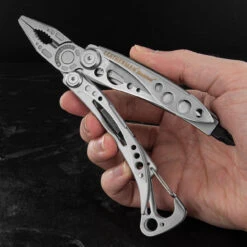 Leatherman Skeletool -Campfire Essentials Shop WIT LT85.7 82398.1650445619.1280.1280 01573.1650469397