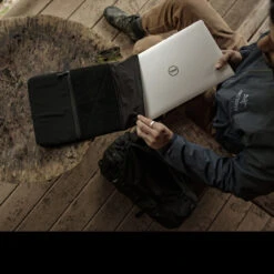 Matador Laptop Base Layer -Campfire Essentials Shop laptopdet5 34695.1621352406