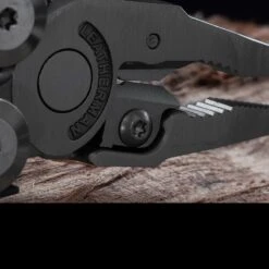 Leatherman Signal -Campfire Essentials Shop wit lt700bldet6 91958.1587418999