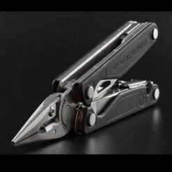 Leatherman Charge+ -Campfire Essentials Shop wit lt955det5 76644.1690190462